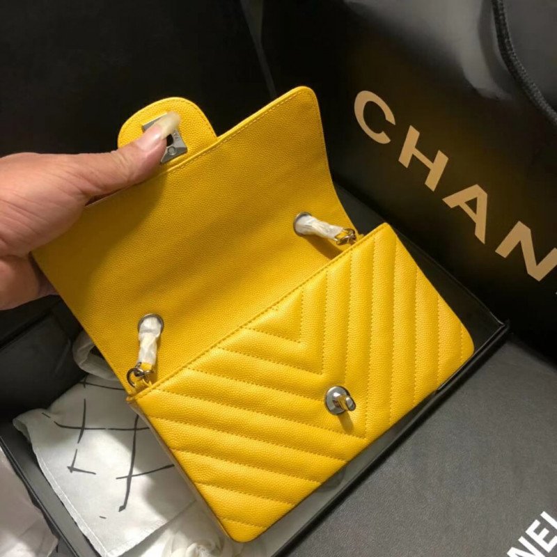 Replica Chanel Perfect Chevron Wholesale Caviar Leathe 20Cm Classic Flap Bag 1116