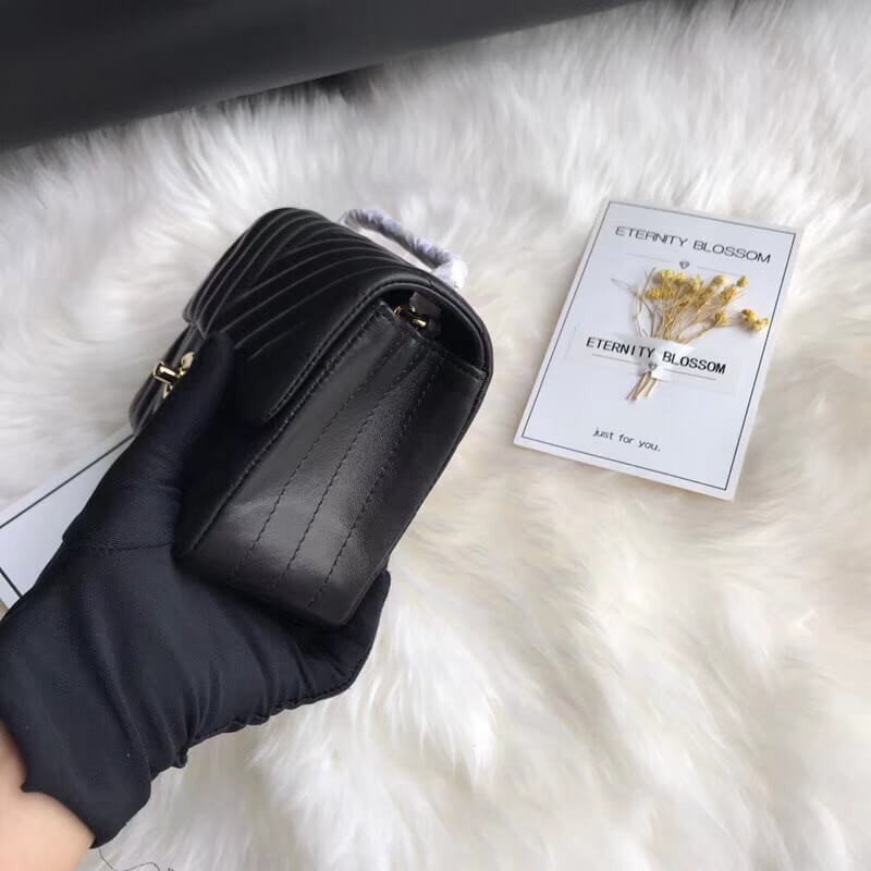 Chanel Chevron Lambskin 17Cm AAA+ Classic Flap Bag 1115