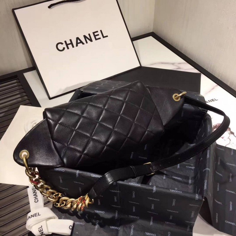 Designer Chanel Lambskin Waist Bag As0940
