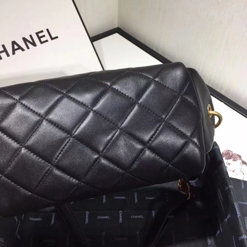 Designer Chanel Lambskin Waist Bag As0940