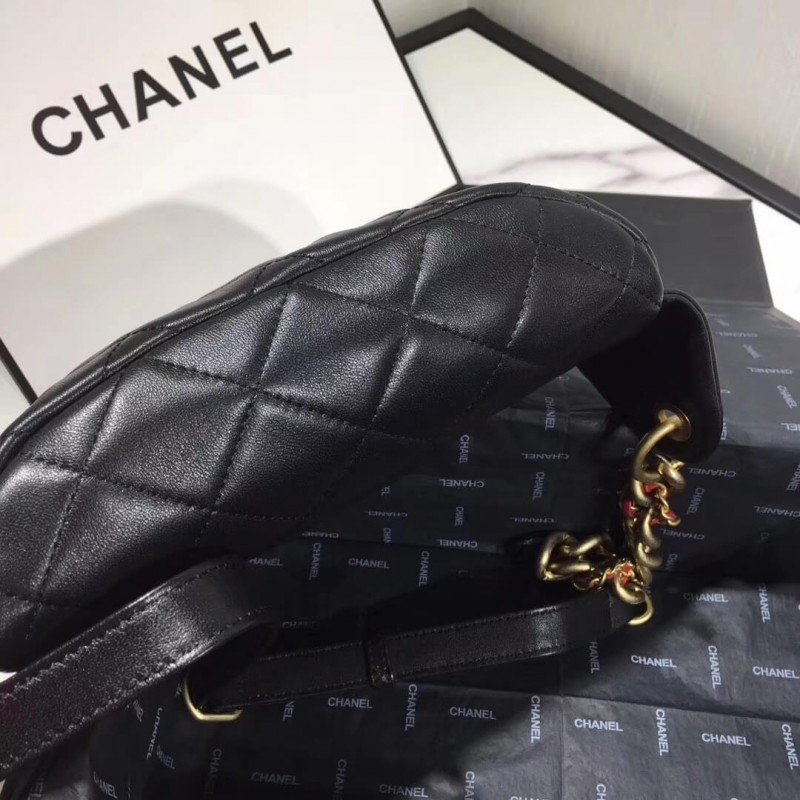Designer Chanel Lambskin Waist Bag As0940