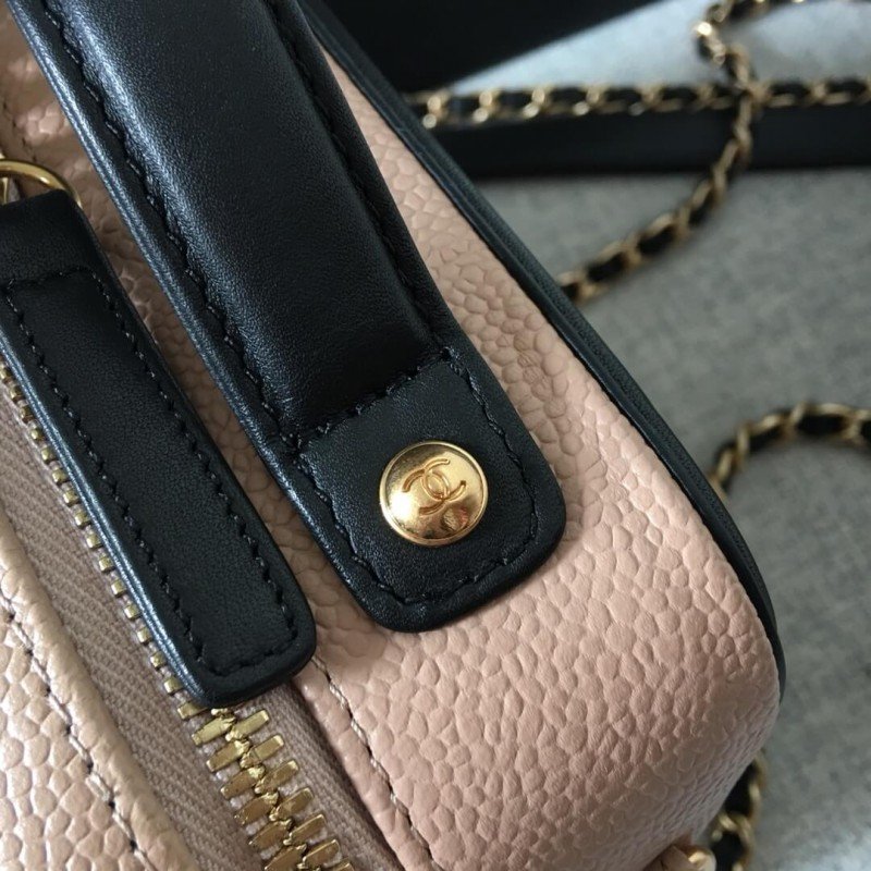 Chanel Quilted Caviar Replica Small Vanity Case A93342
