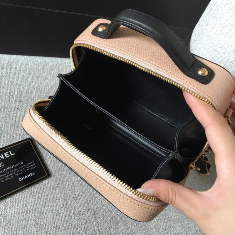 Chanel Quilted Caviar Replica Small Vanity Case A93342