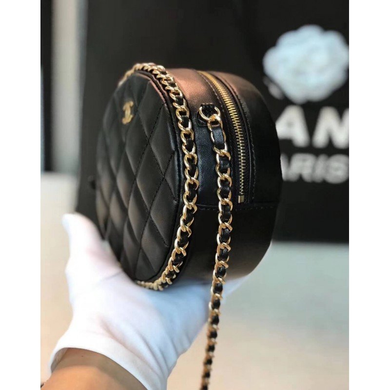 Chanel Round Top Clutch Chain Replica Bag A70657