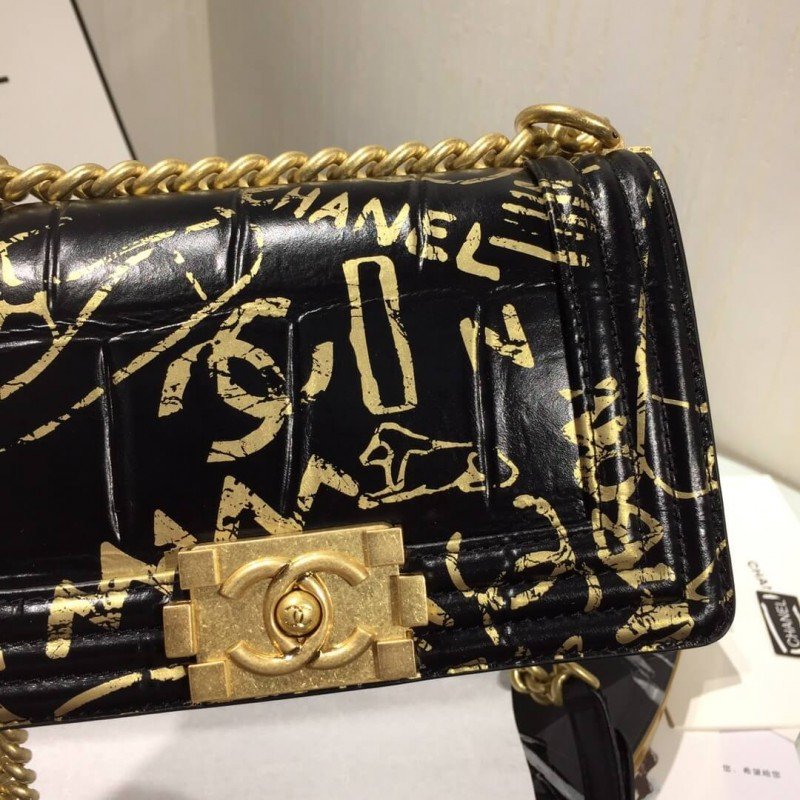 Chanel Small Boy Chanel UK 1:1 Mirror Handbag A67085 Gold (Copy)
