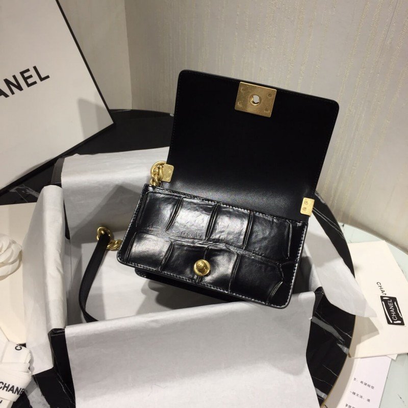 Chanel Small Boy Chanel UK 1:1 Mirror Handbag A67085 Gold (Copy)