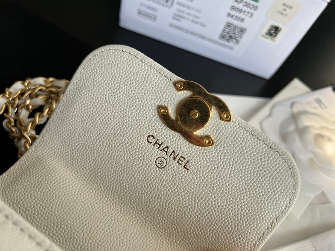 Chanel Clutch High Quality Copy With Chain