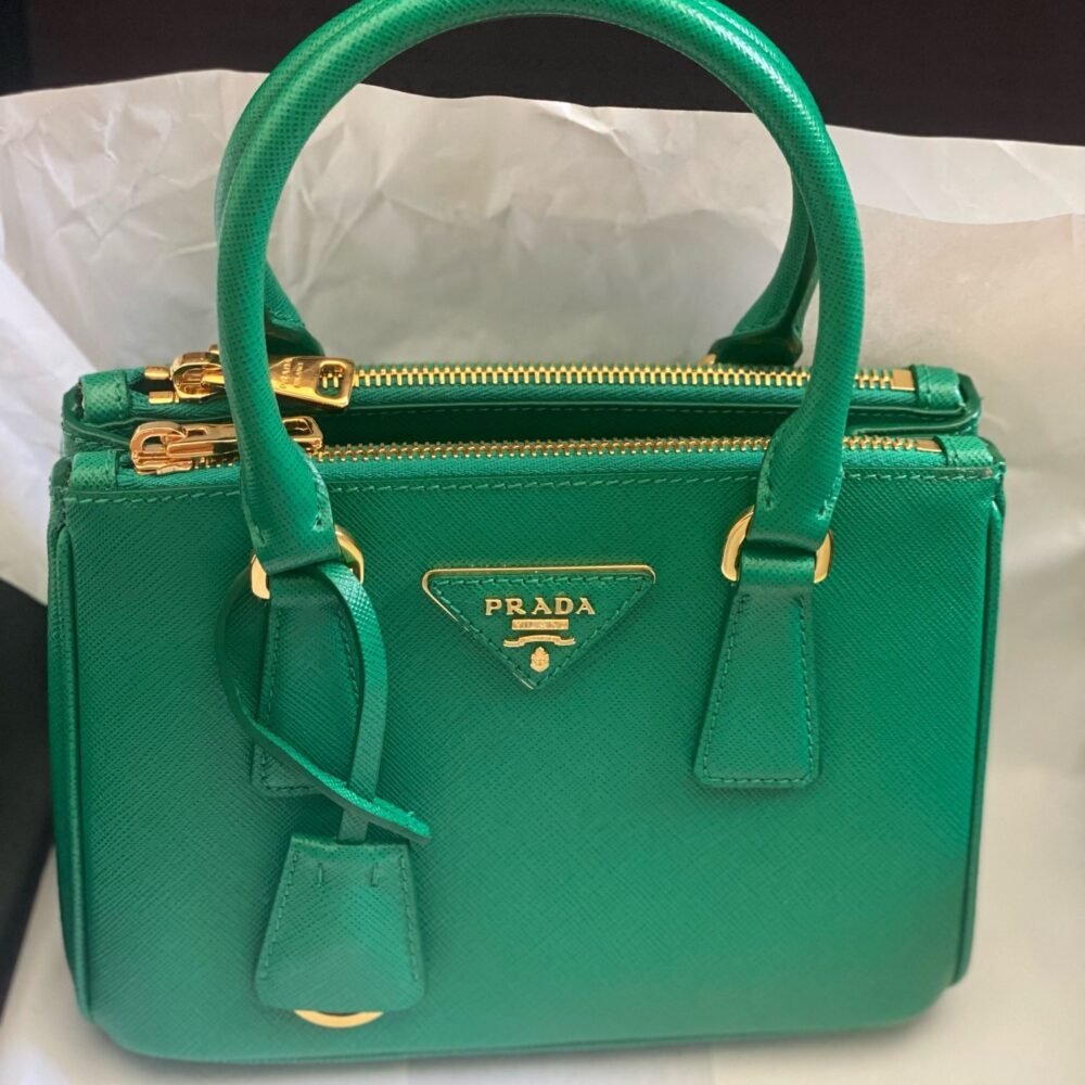 Prada 1BA906 Prada Galleria Saffiano leather mini-bag Green