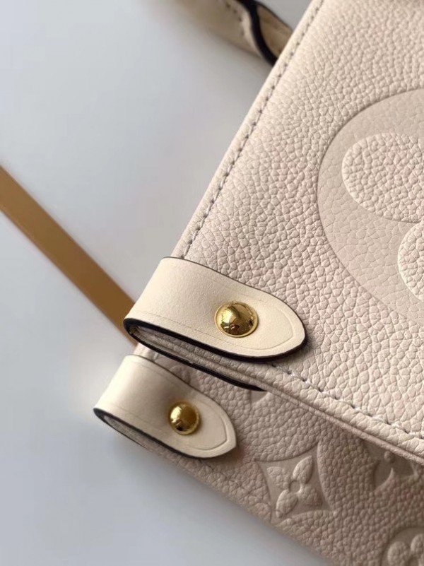 Louis Vuitton Onthego GM Bag Monogram Empreinte Giant M45081 BLV491