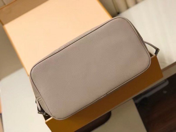 Louis Vuitton Neverfull MM Bag Damier Ebene M45686 BLV519
