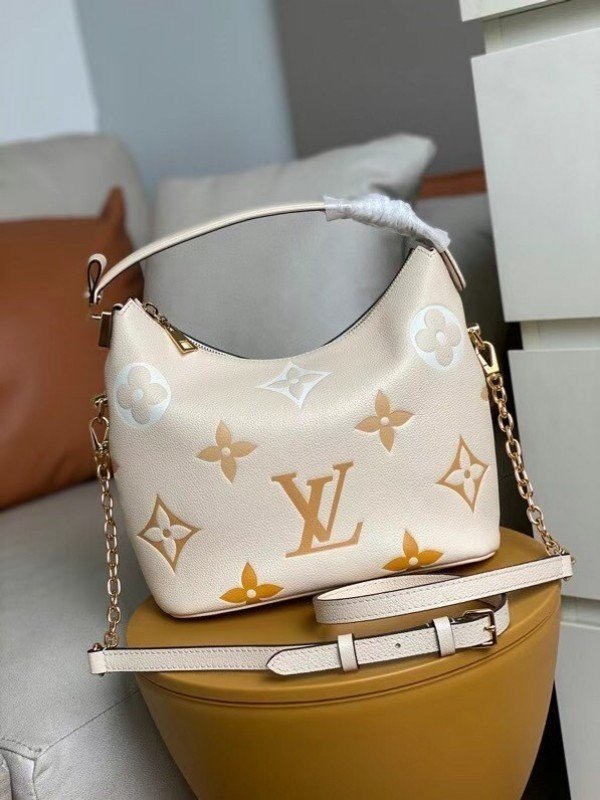 Replica Louis Vuitton Marshmallow Hobo Bag By The Pool M45698 BLV507