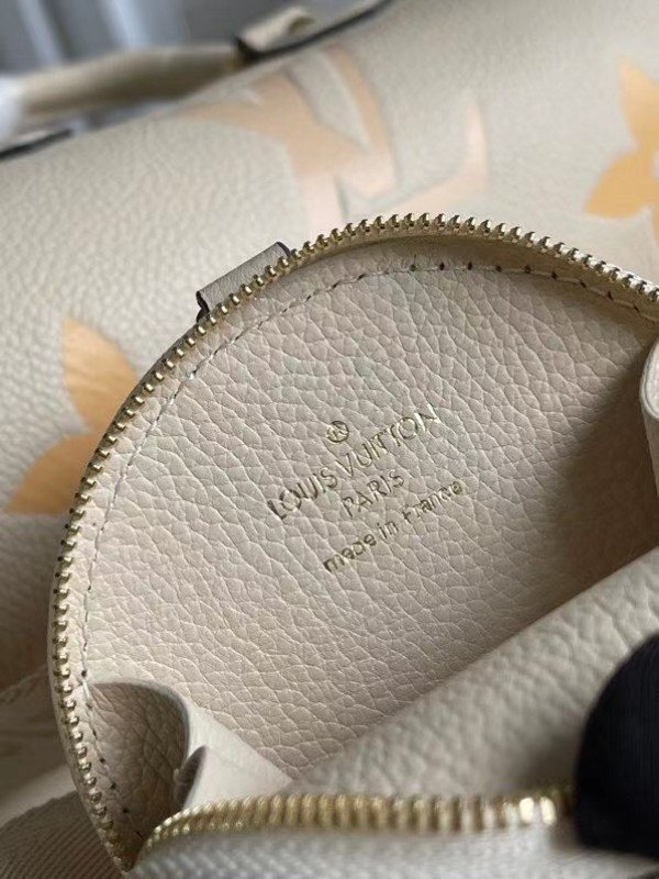 Louis Vuitton Papillon BB Bag By The Pool M45708 BLV529