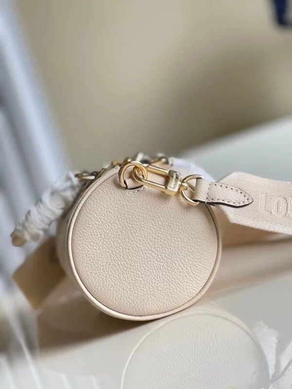 Louis Vuitton Papillon BB Bag By The Pool M45708 BLV529