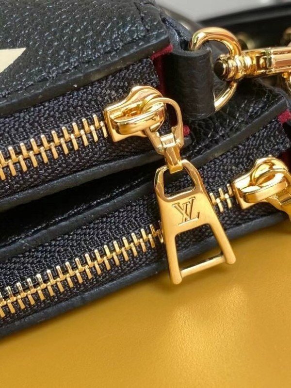 Replica Louis Vuitton Multi Pochette Accessoires Monogram Empreinte M45777 BLV509