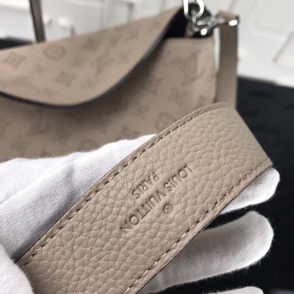 Replica Louis Vuitton Babylone PM Bag Mahina Leather M50032 BLV265