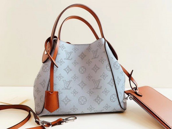 Replica Louis Vuitton Hina PM Bag Mahina Leather M52975 BLV270