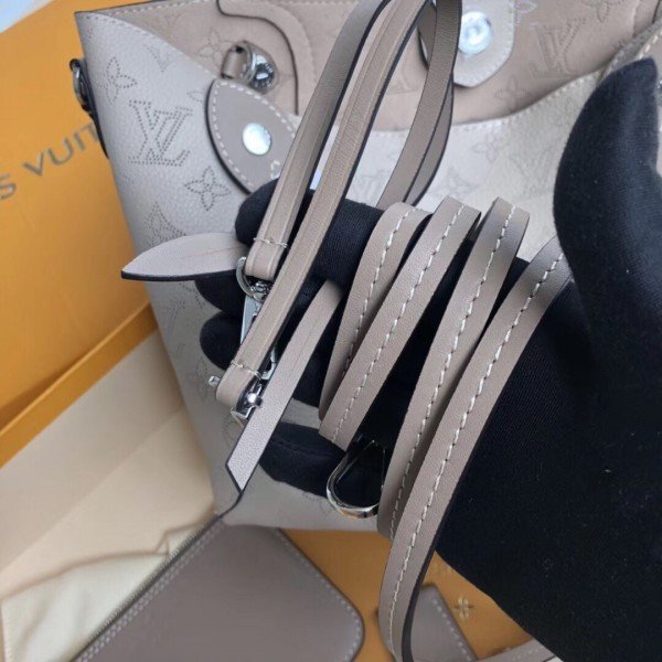 Louis Vuitton Hina PM Bag Mahina Leather M54351 BLV259