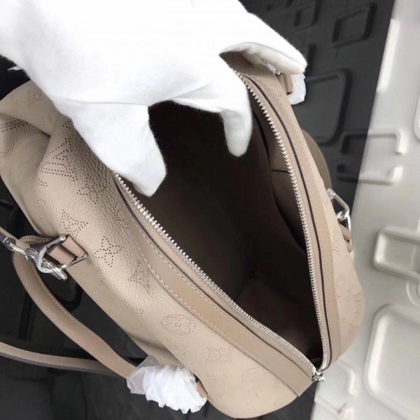 Louis Vuitton Asteria Bag Mahina Leather M54672 BLV276