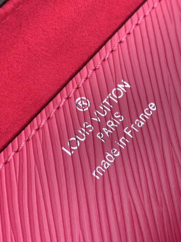 Louis Vuitton Twist MM Bag With Plexiglass Handle M56131 BLV170