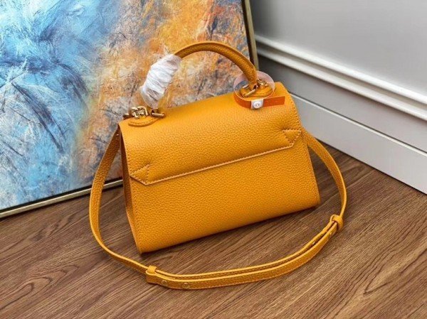 Replica Louis Vuitton Twist One Handle PM Safran Bag M57136 BLV676