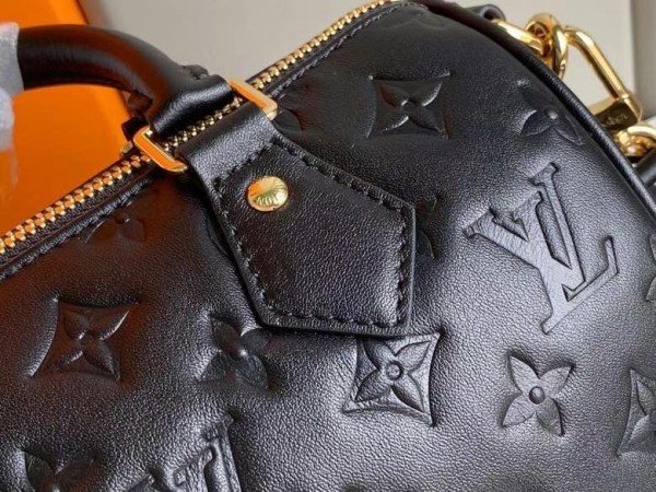 Replica Louis Vuitton Speedy Bandouli??re 22 Bag Monogram Lambskin M58631 BLV707