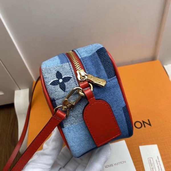 Replica Louis Vuitton Beach Pouch Monogram Denim M68765 BLV475
