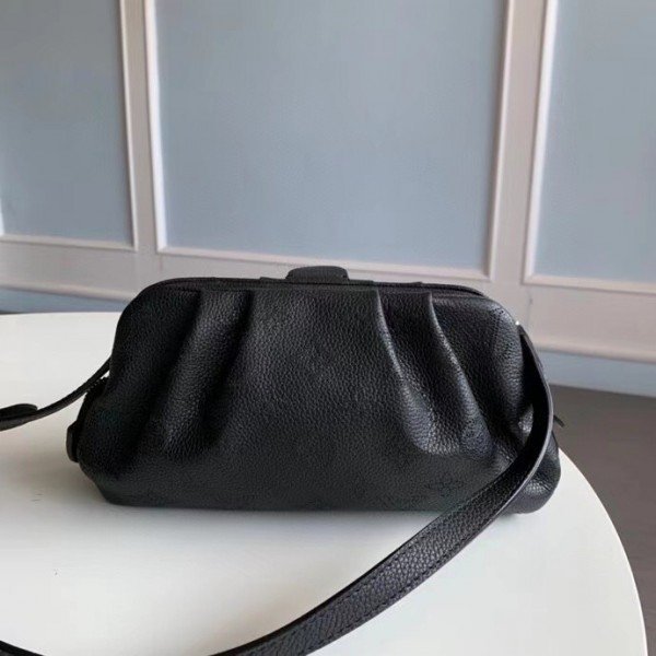 Louis Vuitton Scala Mini Pouch Mahina Leather M80093 BLV250