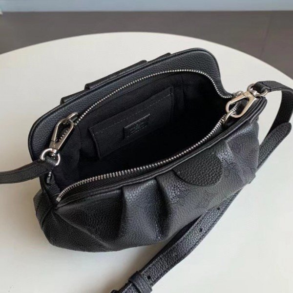 Louis Vuitton Scala Mini Pouch Mahina Leather M80093 BLV250
