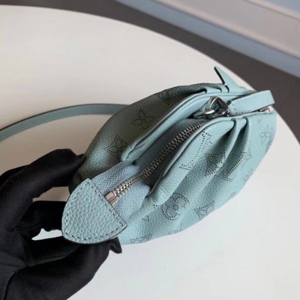 Louis Vuitton Scala Mini Pouch Mahina Leather M80094 BLV252