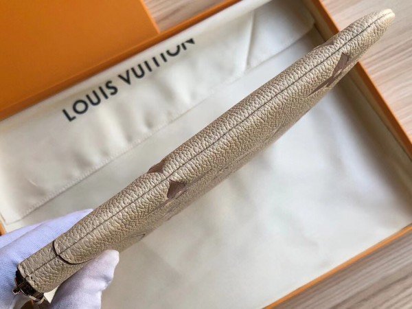 Replica Louis Vuitton Daily Pouch Monogram Empreinte M80174 BLV596