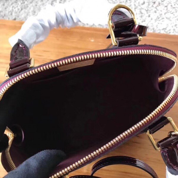 Replica Louis Vuitton Alma BB Bag Monogram Vernis M91678 BLV612