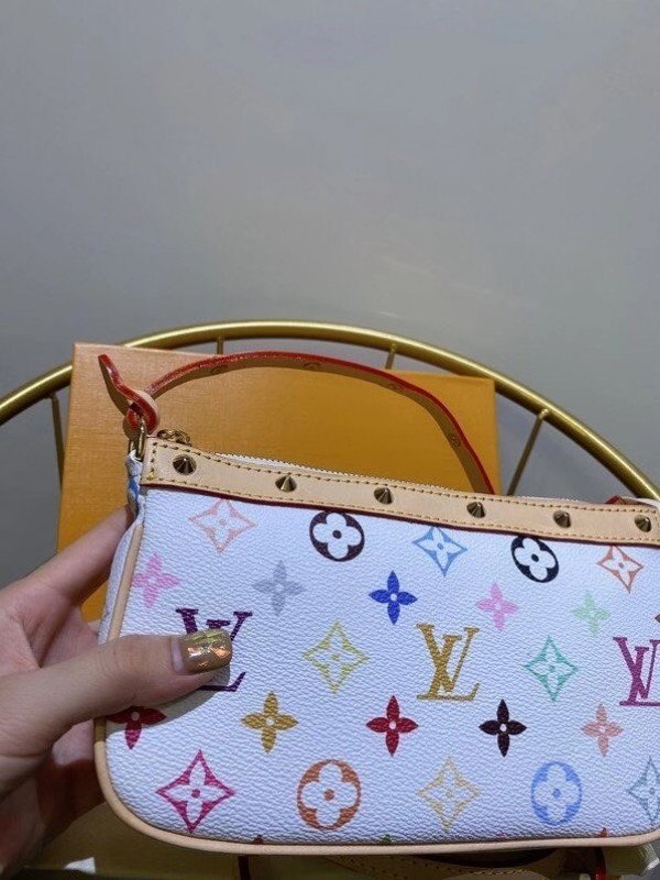 Louis Vuitton Accessories Pochette Monogram Multicolore M92649 BLV595