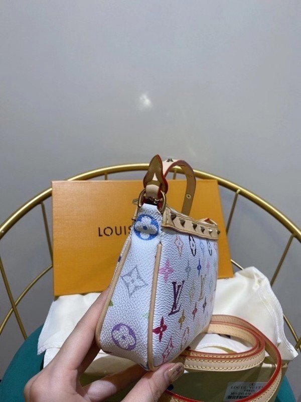 Louis Vuitton Accessories Pochette Monogram Multicolore M92649 BLV595