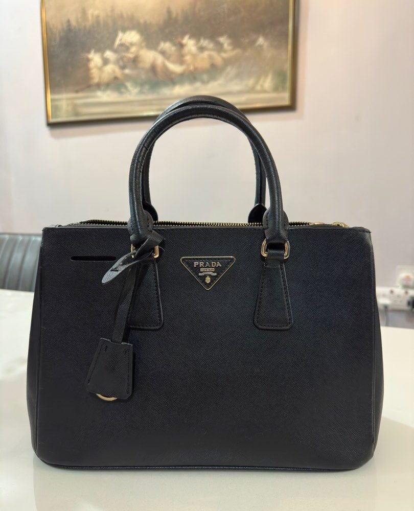 Prada 1BA906 Prada Galleria Saffiano leather mini-bag Black