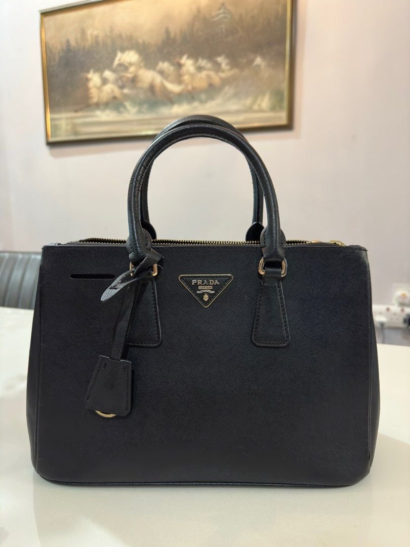 Prada 1BA906 Prada Galleria Saffiano leather mini-bag Black