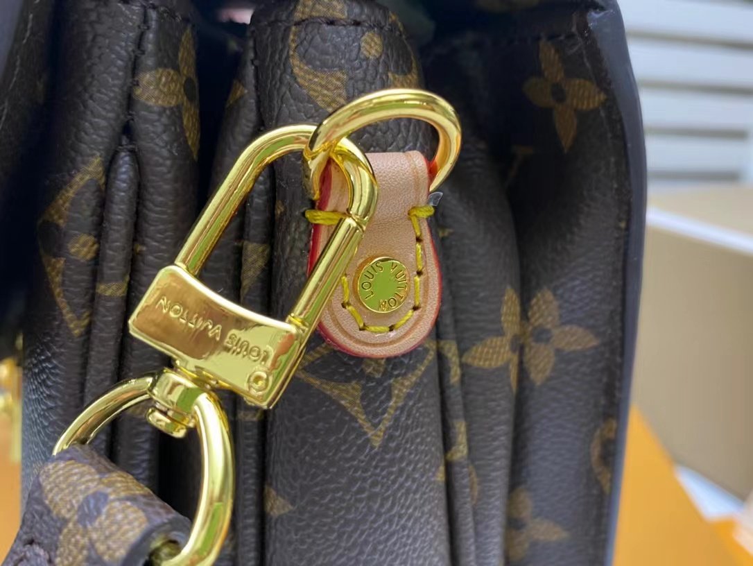 Louis Vuitton Pochette Metis Bag Monogram Empreinte M41465