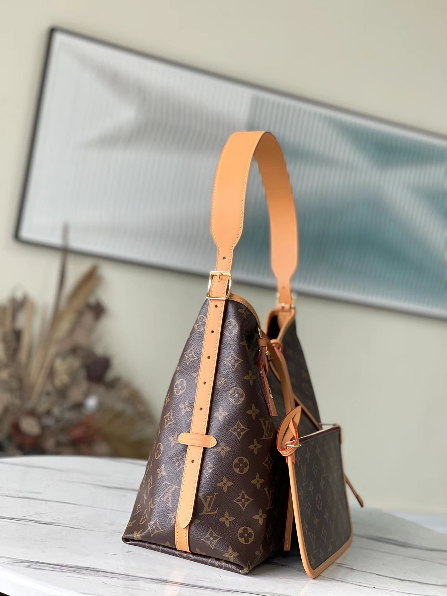 Louis Vuitton CarryAll MM M46197