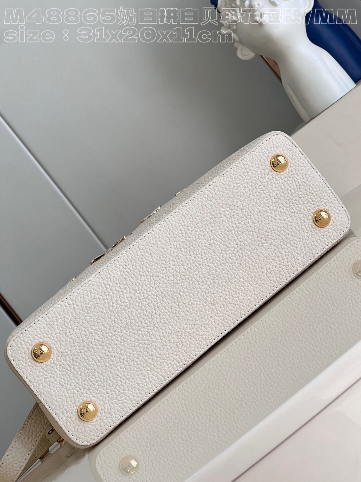 Louis Vuitton Capucines MM milk white with white mother-of-pearl corolla M48865