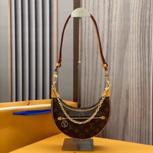 Louis Vuitton  Loop Hobo  M46739