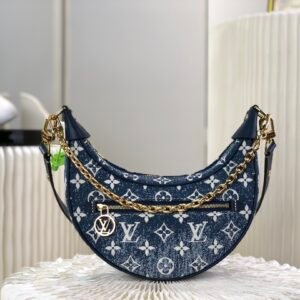 Louis Vuitton  Loop Hobo  M46739