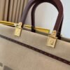 FENDI 8BH372 FENDI LARGE SUNSHINE SHOPPER BAG APRICOT LEATHER