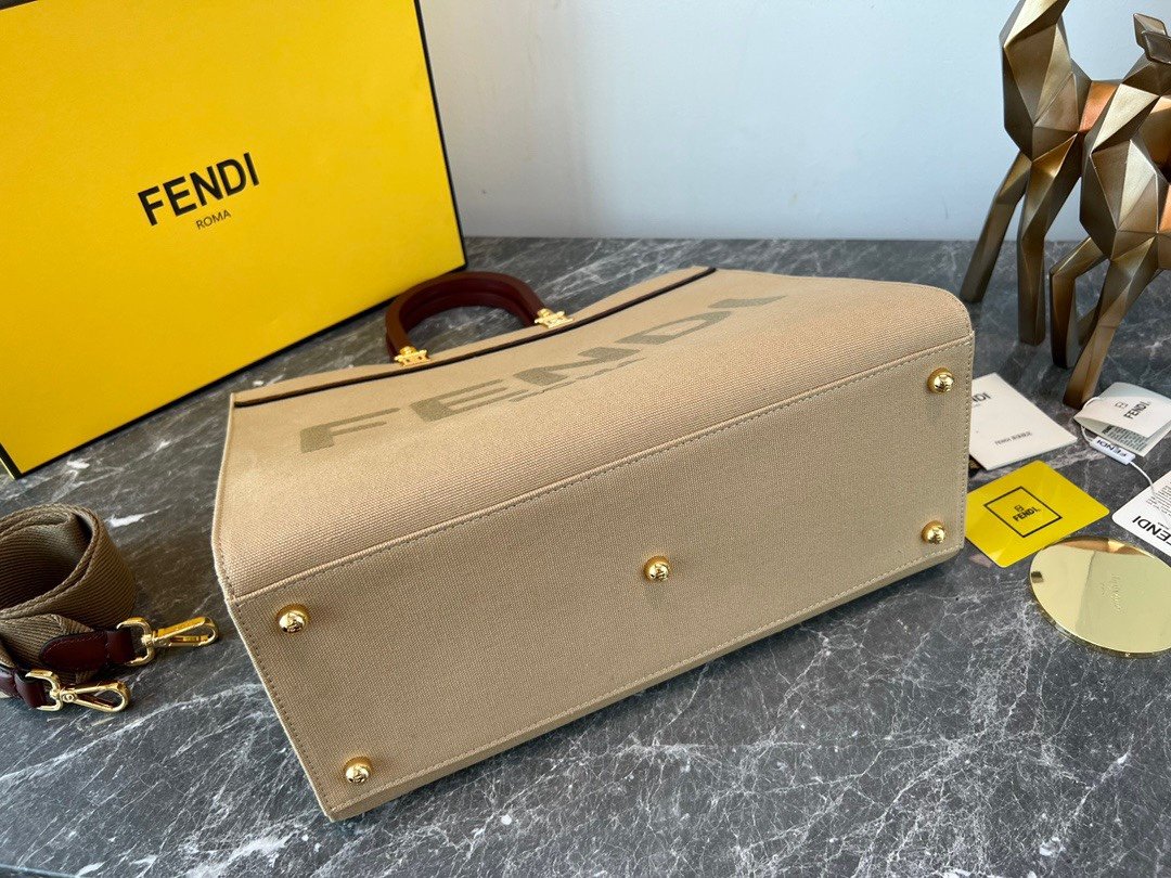 FENDI 8BH372 FENDI LARGE SUNSHINE SHOPPER BAG APRICOT LEATHER