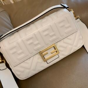 Fendi Baguette medium white