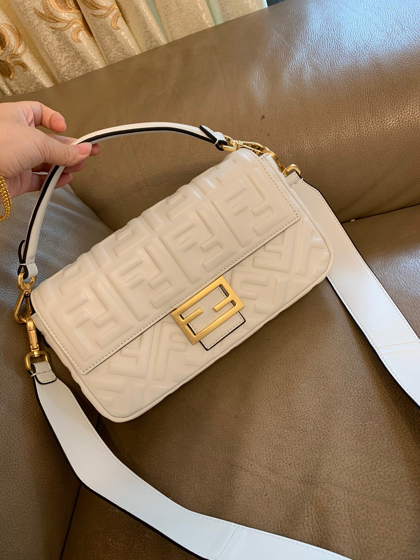 Fendi Baguette medium white