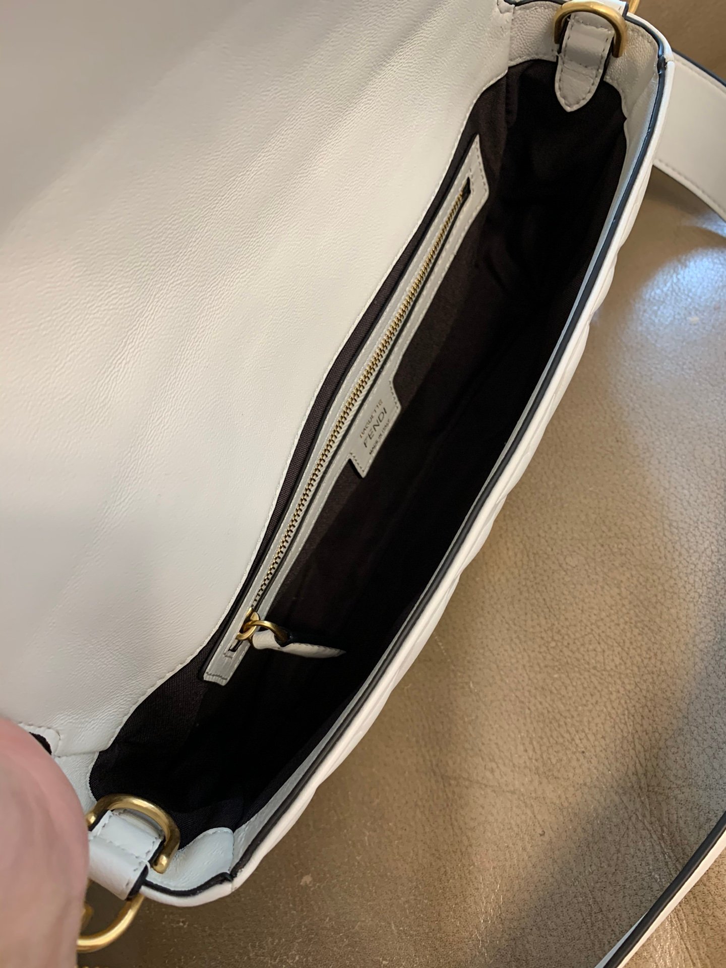 Fendi Baguette medium white