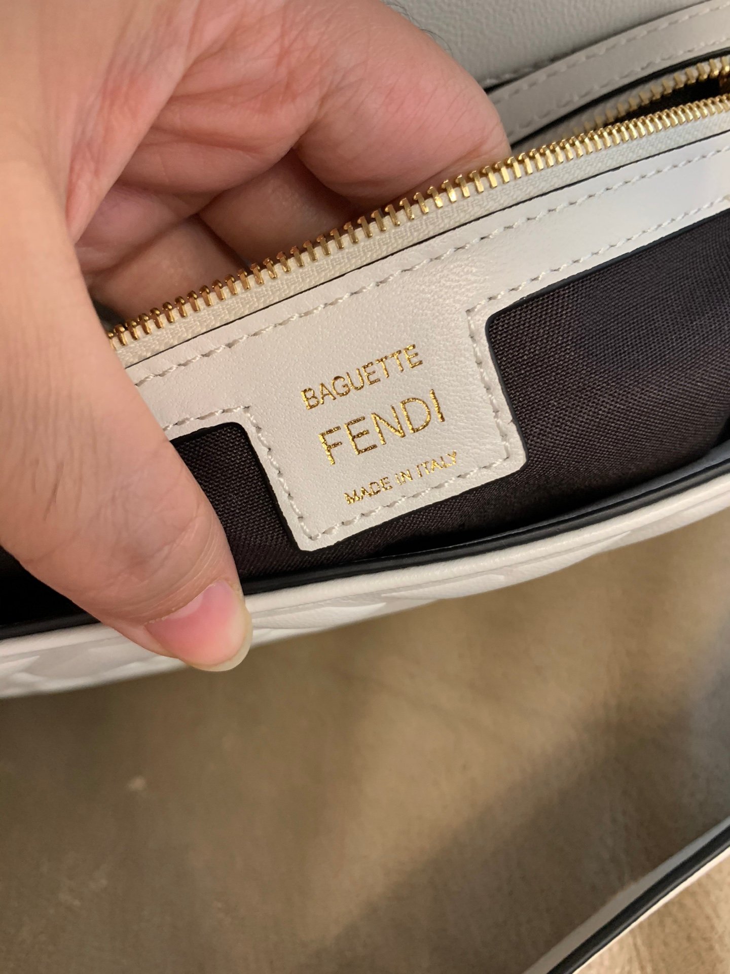 Fendi Baguette medium white