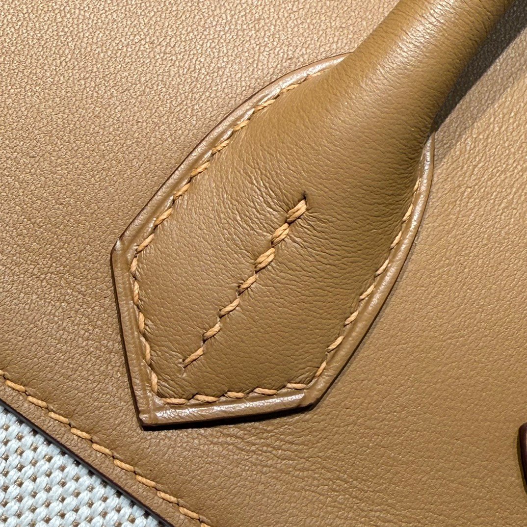 Hermes 𝗕𝗜𝗥𝗞𝗜𝗡 𝟑𝟎𝐜𝐦 Milk Tea Brown
