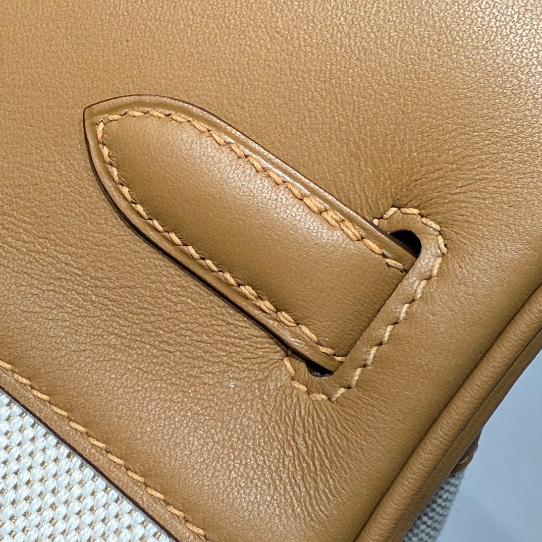 Hermes 𝗕𝗜𝗥𝗞𝗜𝗡 𝟑𝟎𝐜𝐦 Milk Tea Brown