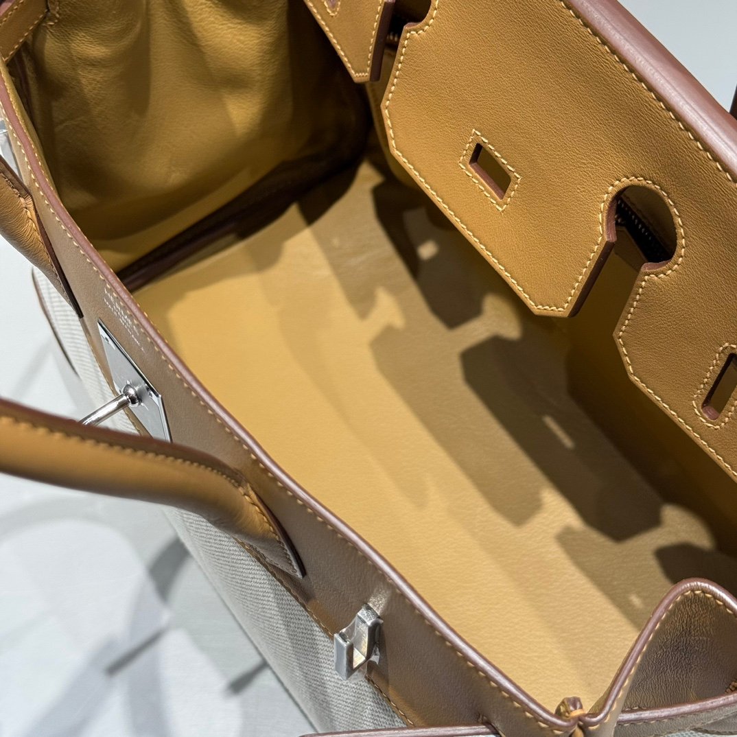 Hermes 𝗕𝗜𝗥𝗞𝗜𝗡 𝟑𝟎𝐜𝐦 Milk Tea Brown