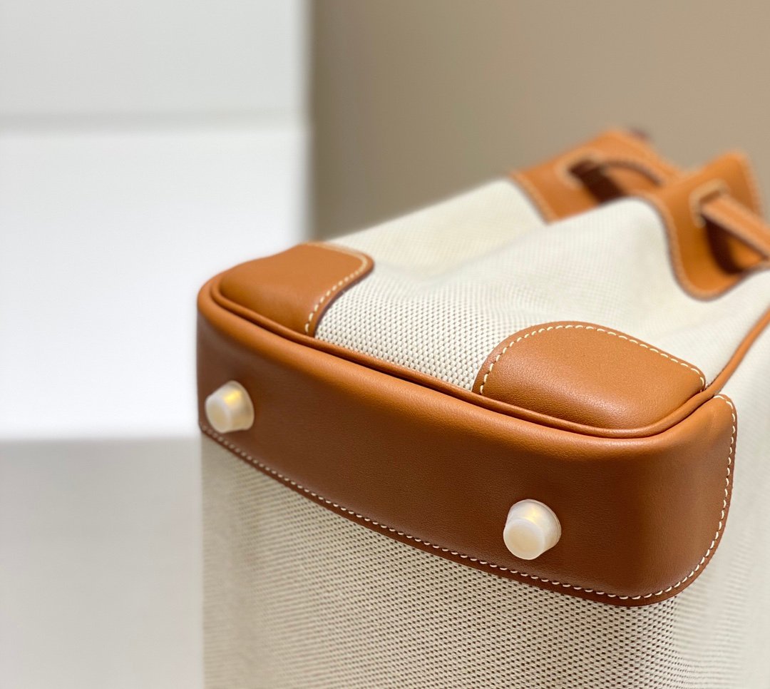 Hermes 𝗕𝗜𝗥𝗞𝗜𝗡 𝟑𝟎𝐜𝐦 Brown